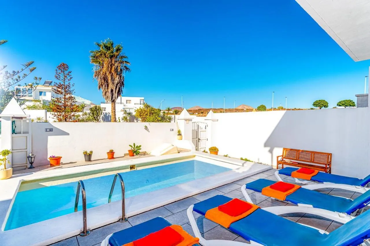 Villa Lotus by Villa Plus Puerto del Carmen  Spagna